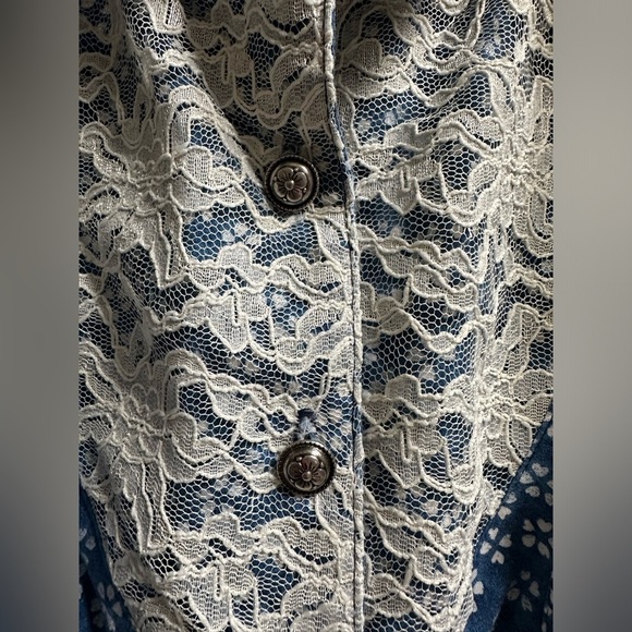 SOLD | Vintage RoughRider By Circle T Blue Floral Vest/Blouse | Women’s Size XS - Picture 2 of 9